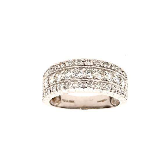 Pre Owned 18ct White Gold Diamond Ring ZU602